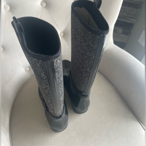 Michael Kors MK Charm black and white Rain boots Size 9 - Picture 13 of 13